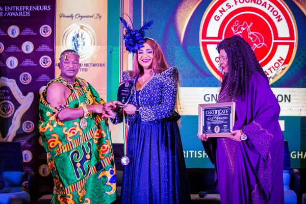 Heart of Service and Empowerment Award