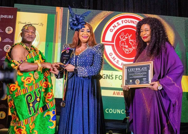 Heart of Service and Empowerment Award