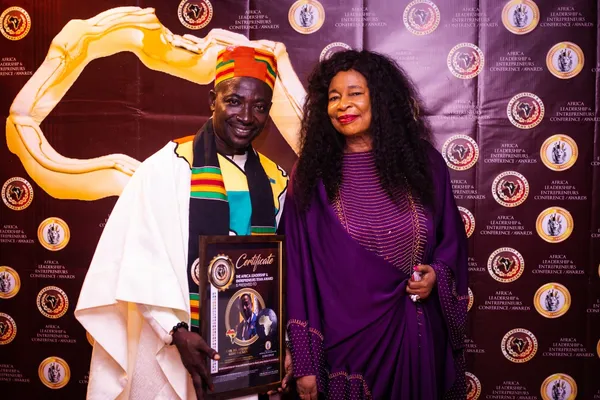 Heart of Service and Empowerment Award