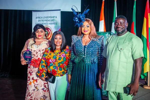 Heart of Service and Empowerment Award