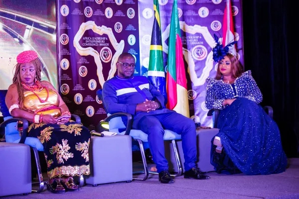 Heart of Service and Empowerment Award