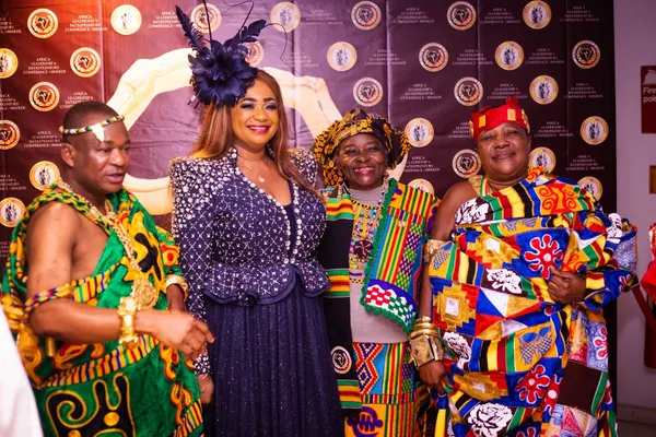 Heart of Service and Empowerment Award